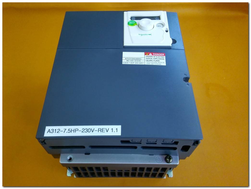 SCHNEİDER ATV312HU55M3 5,5KW ALTİVAR 312 ATV312 5,5 KW SÜRÜCÜ
