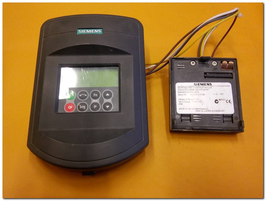SIEMENS 6SE6400-0PM00-0AA0 VE SIEMENS SÜRÜCÜ KEYPAD TAŞIMA APARATI KOMPLE TAKIM