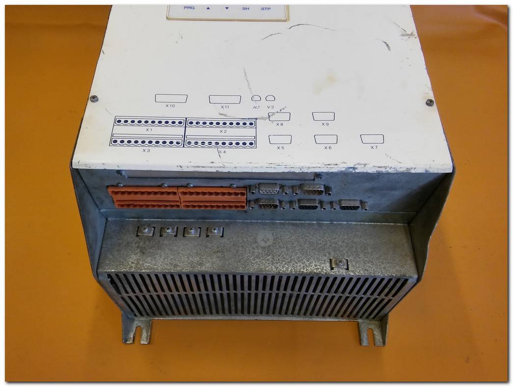 LENZE 4900 EVD4902-E EVD4902 SÜRÜCÜ INVERTER DRIVER