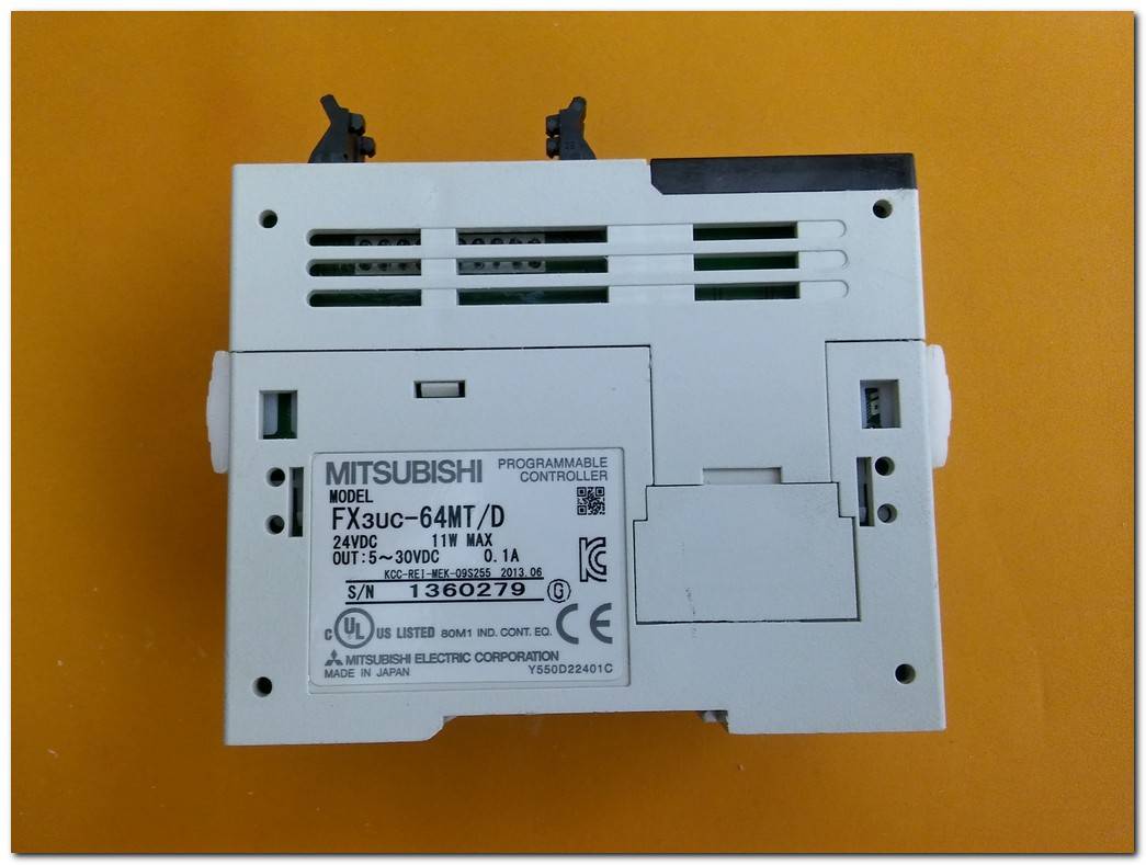 MITSUBISHI FX3UC-64MT-D MELSEC PROGRAMMABLE CONTROLLER PLC