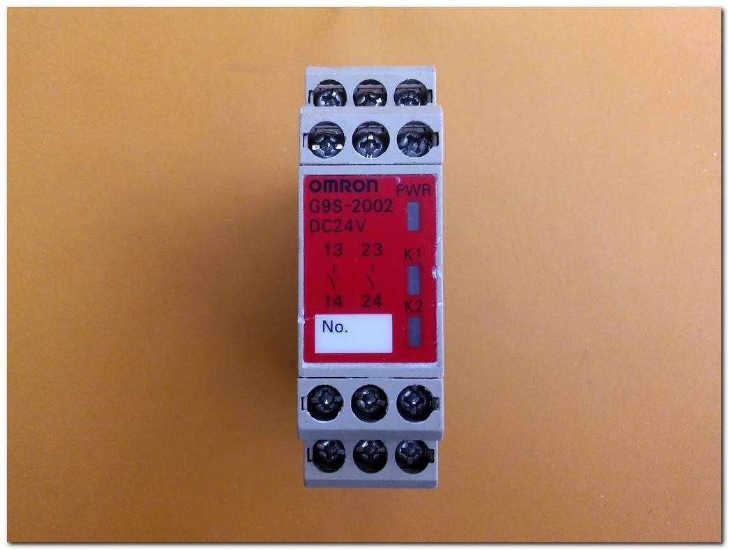 OMRON G9S-2002 DC24V SAFETY RELAY UNIT GÜVENLİK RÖLE ÜNİTESİ