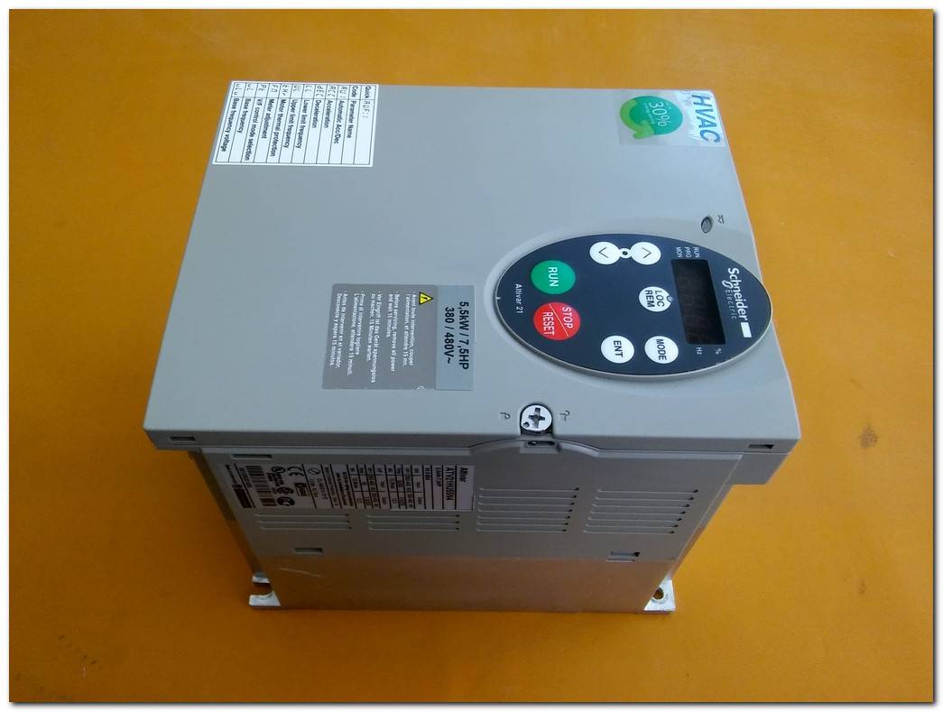 SCHNEİDER ATV21HU55N4 5,5KW HVAC SÜRÜCÜ 5,5 KW INVERTER
