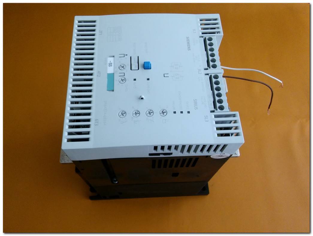 SIEMENS 3RW4074-6BB44 3RW4074 6BB44 3RW40746BB44 SIRIUS SOFTSTARTER 160 KW