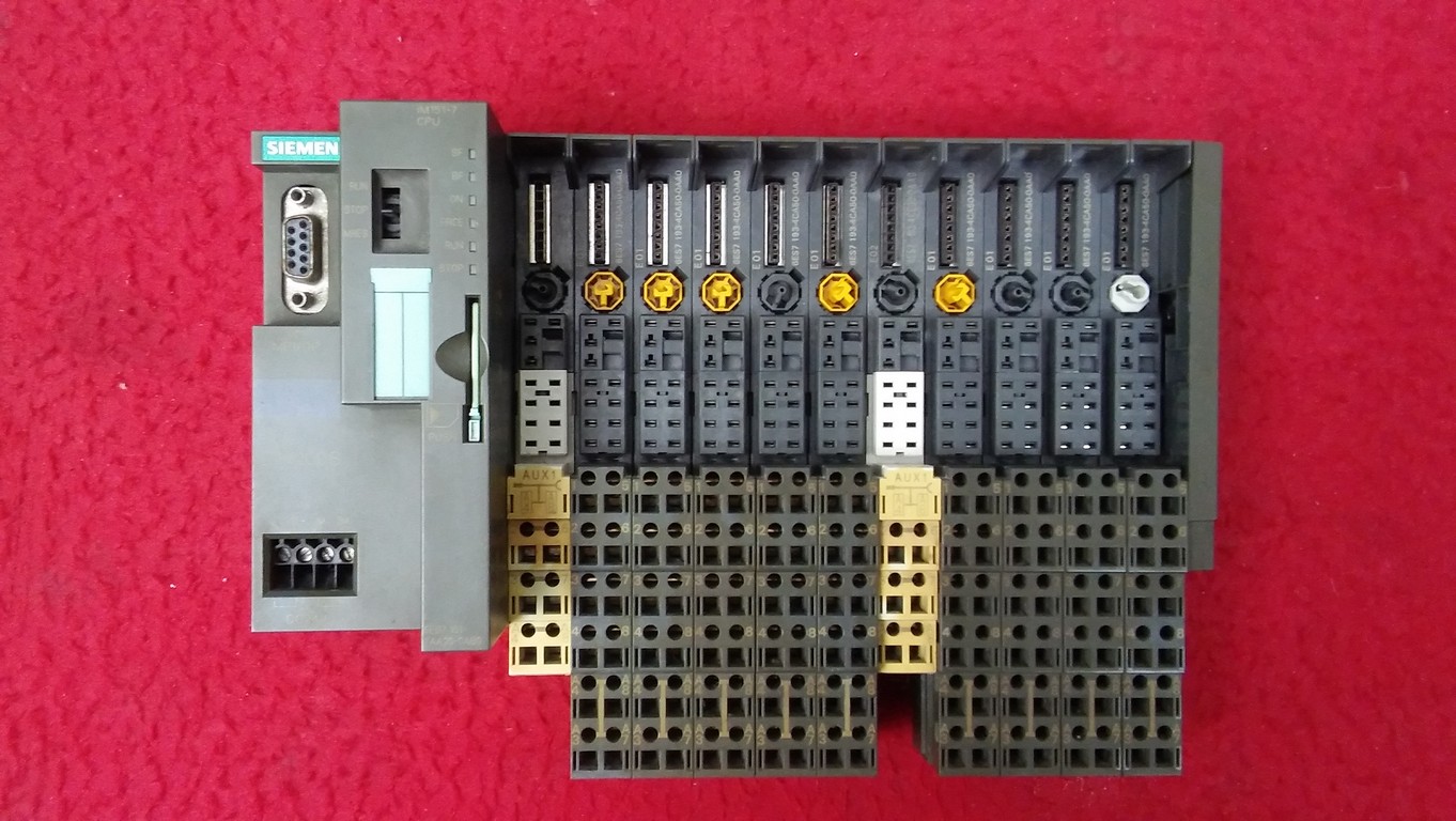 SIEMENS 6ES7 151-7AA20-0AB0 6ES7 193-4CA50-0AA0 6ES7 193-4CC30-0AA0 SIMATIC S7 PLC TAKIM