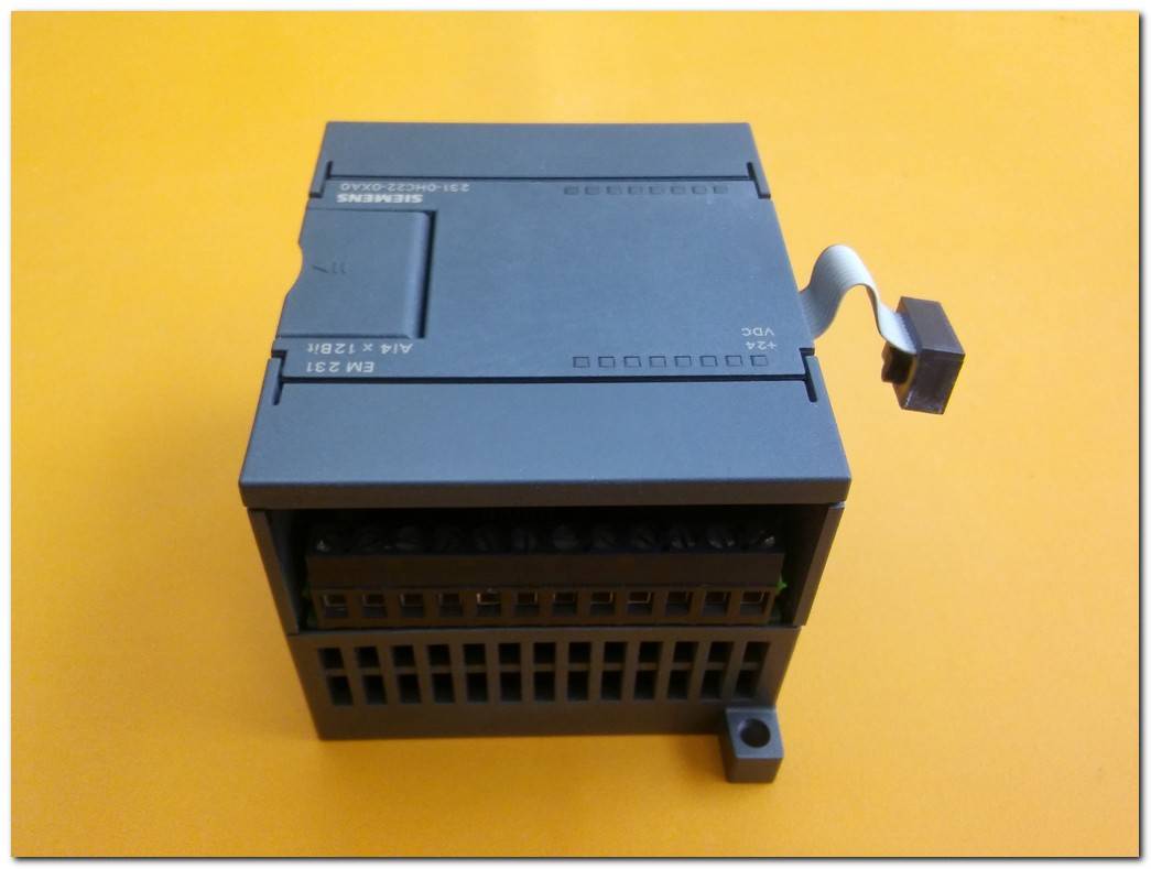 SIEMENS 6ES7 231-0HC22-0XA0 6ES7231-0HC22-0XA0	 EM231 S7 200 ANALOG GİRİŞ MODÜLÜ PLC