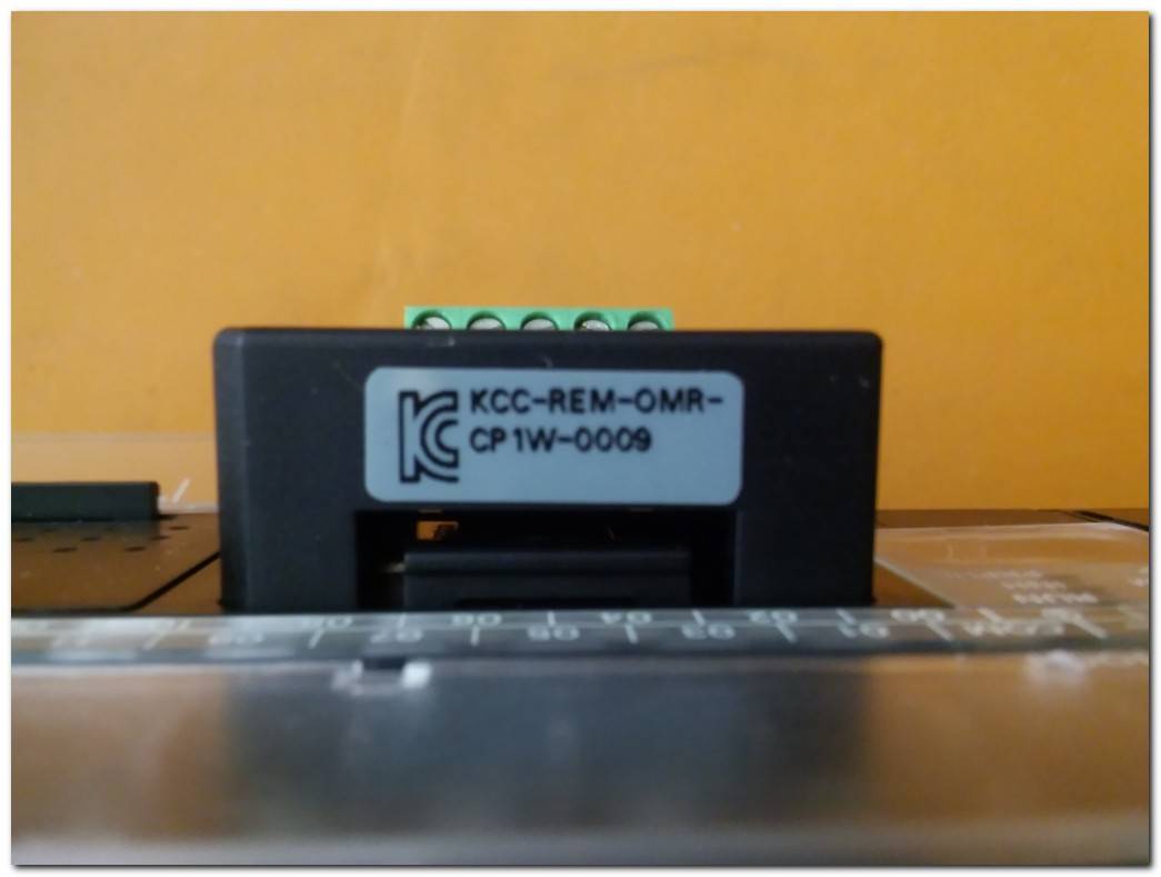 OMRON CP1H-XA40DT1-D SYSMAC CP1H VE OMRON CP1W-CIF12 COMM TAKIM