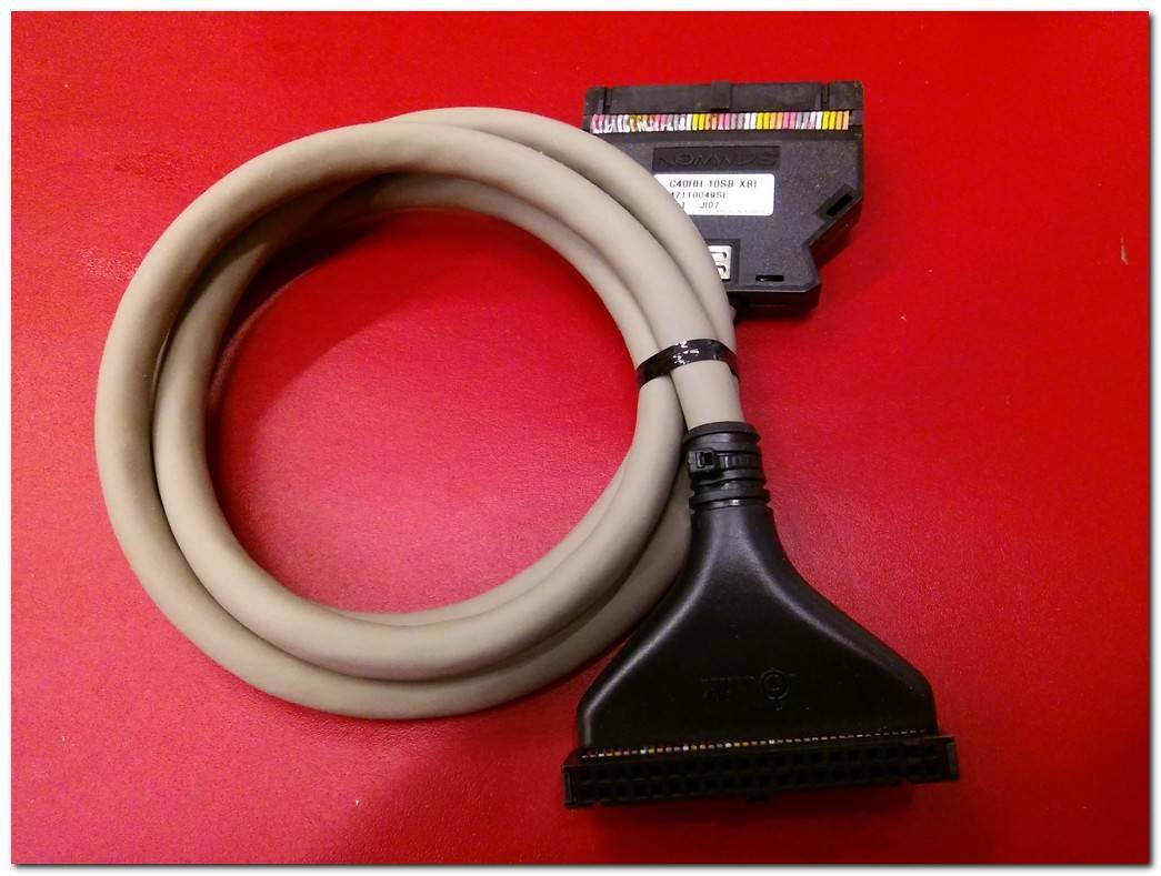 LS C40HH-10SB-XBI 47110049SE SIFIR KUTULU PLC HABERLEŞME KABLOSU TERMİNAL KABLOSU