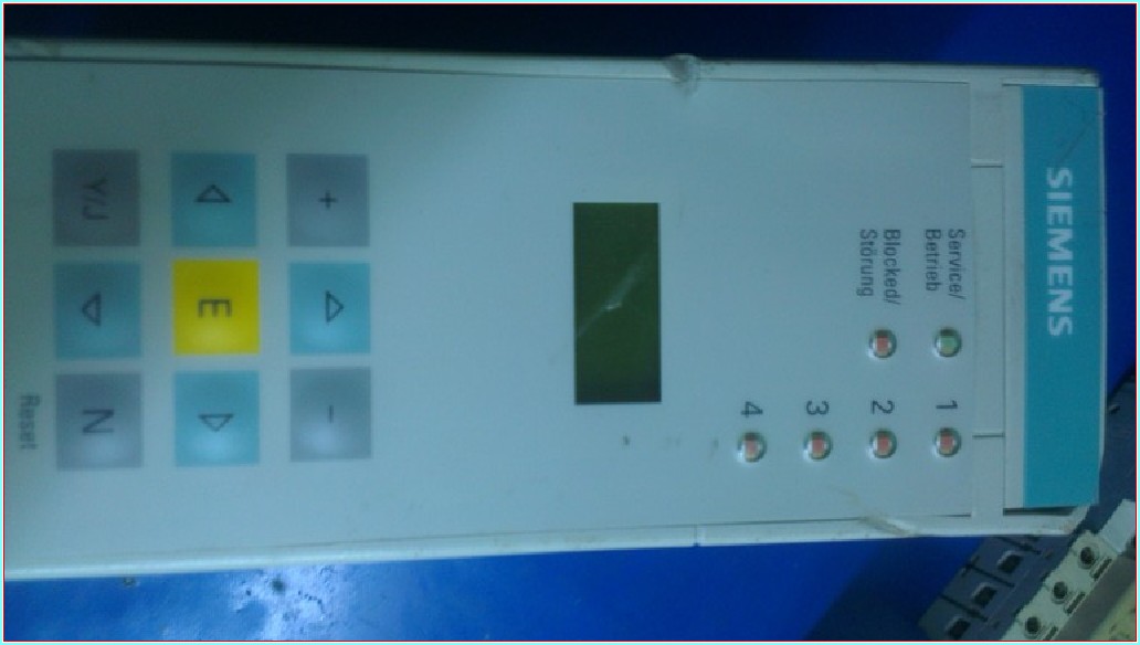 SIEMENS 7SJ6005-4BA00-0DA0/BB ZAMANLI AŞIRI AKIM KORUMA