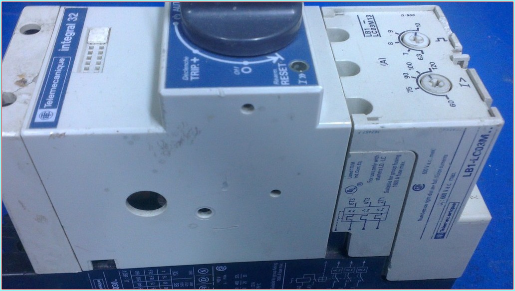 TELEMECANİQUE LD1-LC030 60-120A MOTOR KORUMA