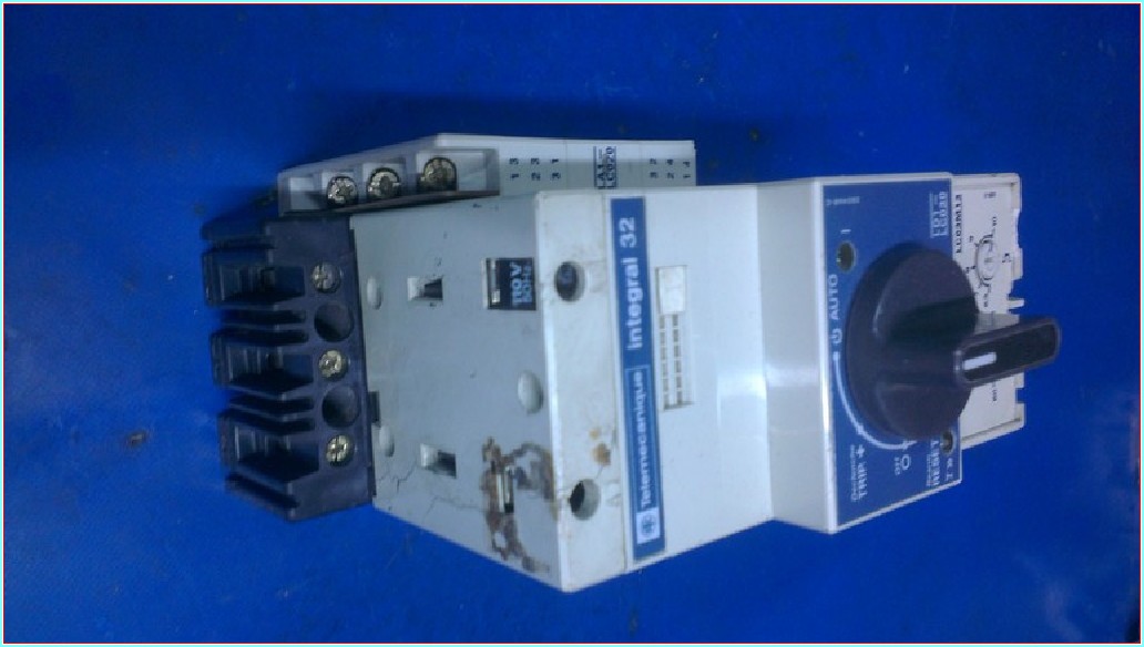 TELEMECANİQUE LD1-LC030 60-120A MOTOR KORUMA