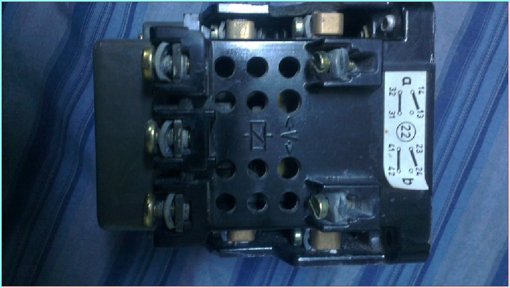 SIEMENS 3TA22 KONTAKTÖR