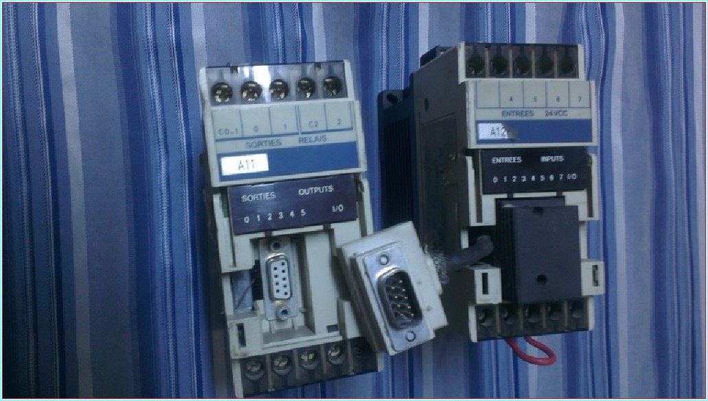 TELEMECANİQUE TSX DEF812 GİRİŞ MODÜLÜ