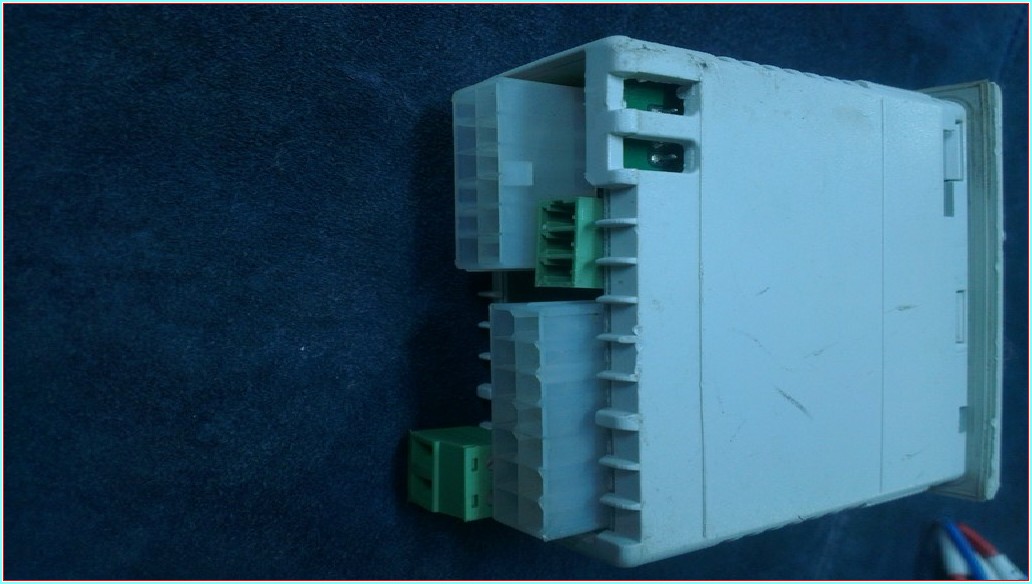 CAREL MCH2AY0031 8453001470 SOĞUTMA KONTROL CİHAZI