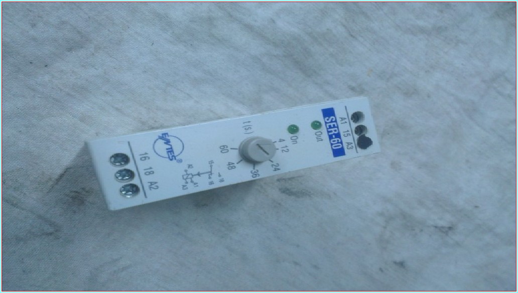 ENTES SM8 0,1 SN - 30 SAAT ELEKTRONİK ÇOK FONKSİYONLU ZAMAN RÖLESİ