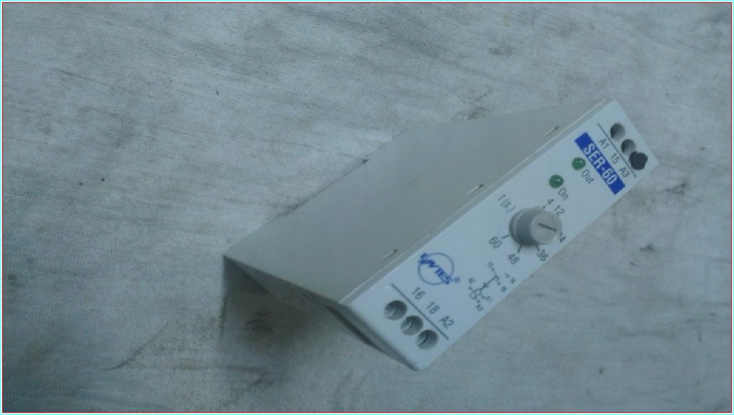 ENTES SM8 0,1 SN - 30 SAAT ELEKTRONİK ÇOK FONKSİYONLU ZAMAN RÖLESİ