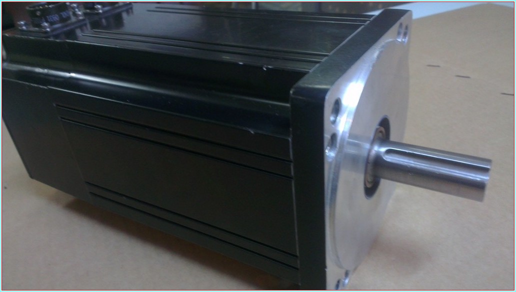 PARKER MPM1141 2156 1,6KW 8,7A SERVO MOTOR