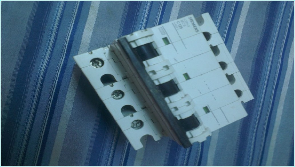 SIEMENS 5SP43 MCB C125 125A C OTOMAT SIFIR KUTULU 