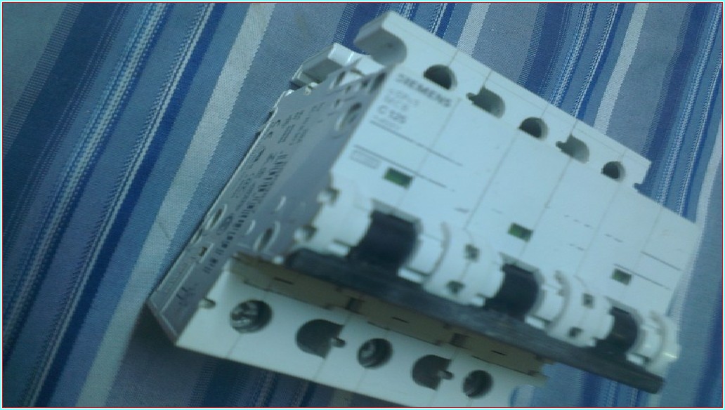 SIEMENS 5SP43 MCB C125 125A C OTOMAT SIFIR KUTULU 