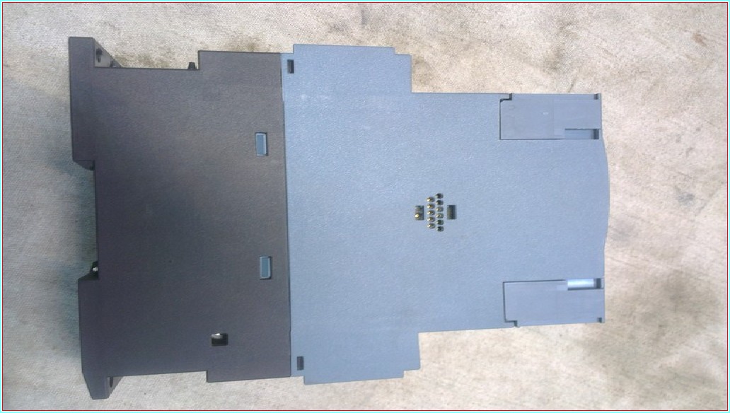 SIEMENS 3RW4026-1BB14 11KW KONTAK BOBİNİ 220V YUMUŞAK YOL VERME SOFTSTARTER