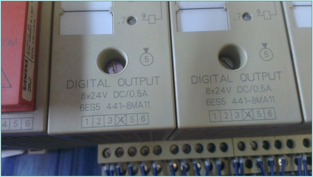 6ES5 100-8MA01 6ES5100-8MA01 SİEMENS