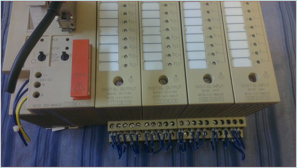 6ES5 100-8MA01 6ES5100-8MA01 SİEMENS