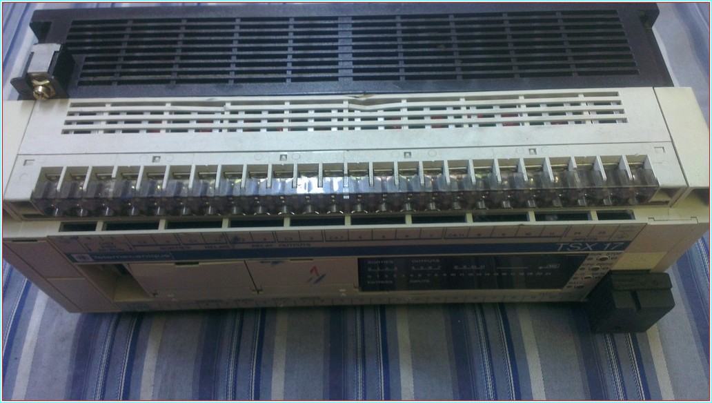 TELEMECANİQUE TSX17-20 TSX 172 3428 TSX1723428 TSX17 PLC