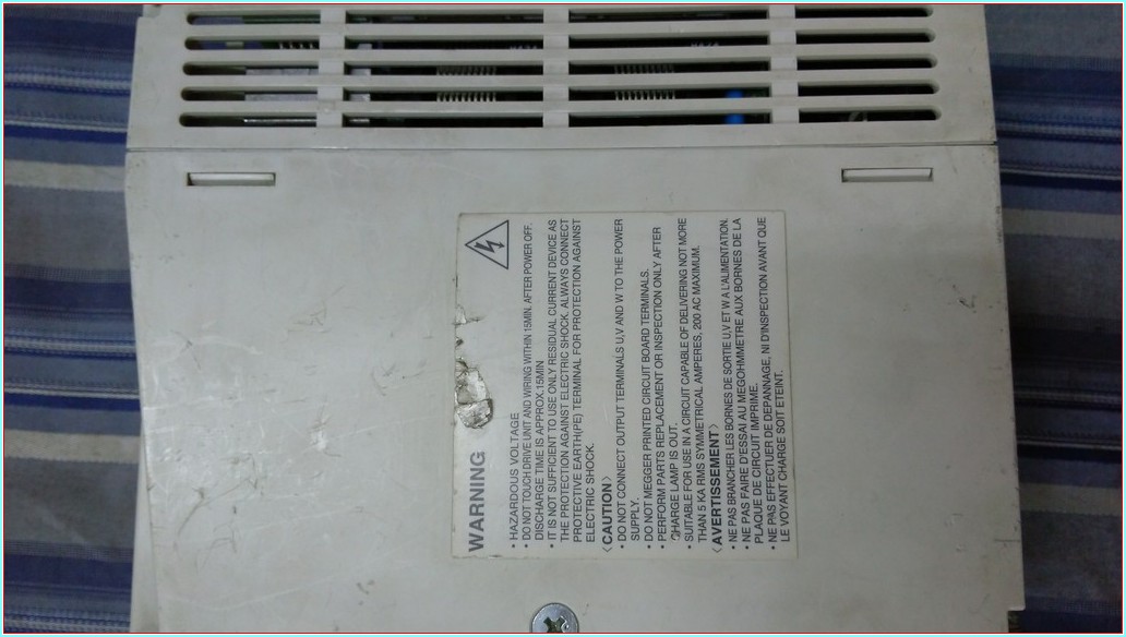 MITSUBISHI MR-J2S-20B-EB 2000W SERVO SÜRÜCÜ