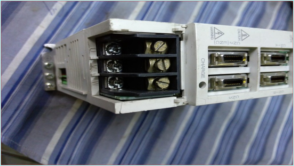 MITSUBISHI MR-J2S-20B-EB 2000W SERVO SÜRÜCÜ