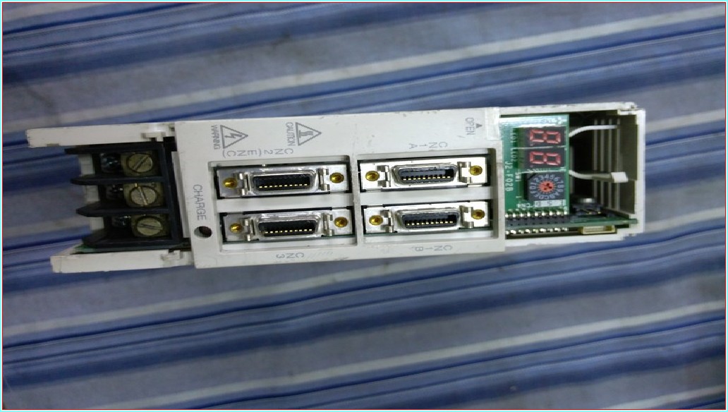 MITSUBISHI MR-J2S-20B-EB 2000W SERVO SÜRÜCÜ