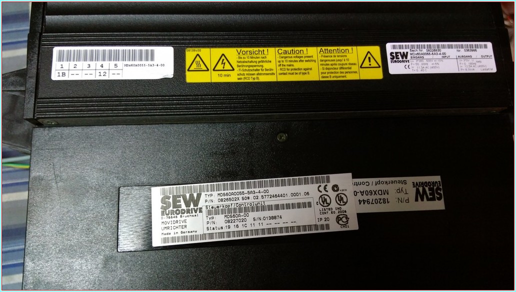SEW EURODRIVE MDS60A0055-5A3-4-00 8,7KVA 12,5A SÜRÜCÜ