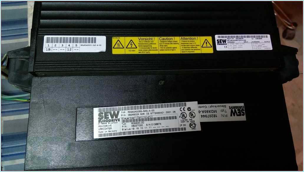 SEW EURODRIVE MDS60A0055-5A3-4-00 8,7KVA 12,5A SÜRÜCÜ