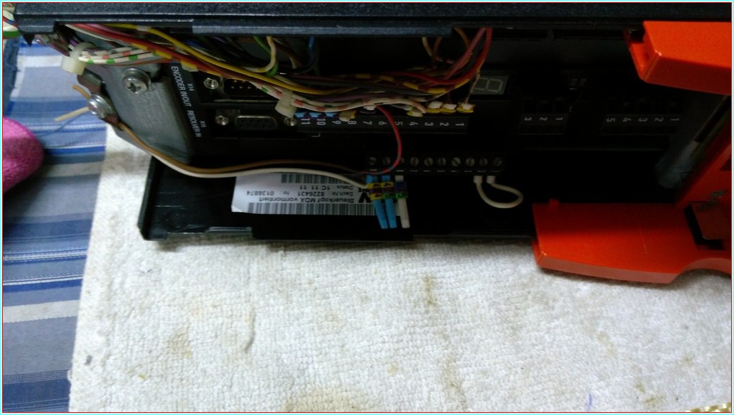 SEW EURODRIVE MDS60A0055-5A3-4-00 8,7KVA 12,5A SÜRÜCÜ