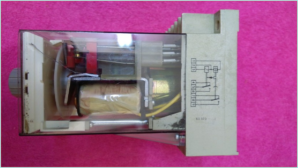 SIEMENS 7PR3051-1 ÇOK FONKSİYONLU ZAMAN SAATİ