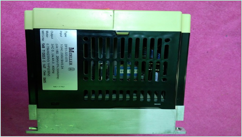MOELLER DF51-322-075 0,75KW 4A SÜRÜCÜ INVERTER
