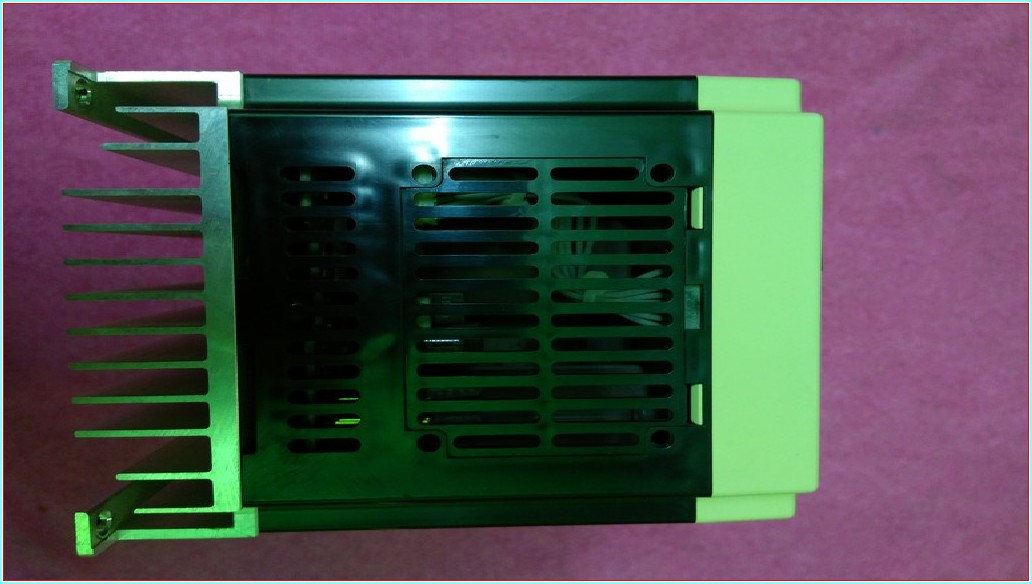 MOELLER DF51-322-075 0,75KW 4A SÜRÜCÜ INVERTER
