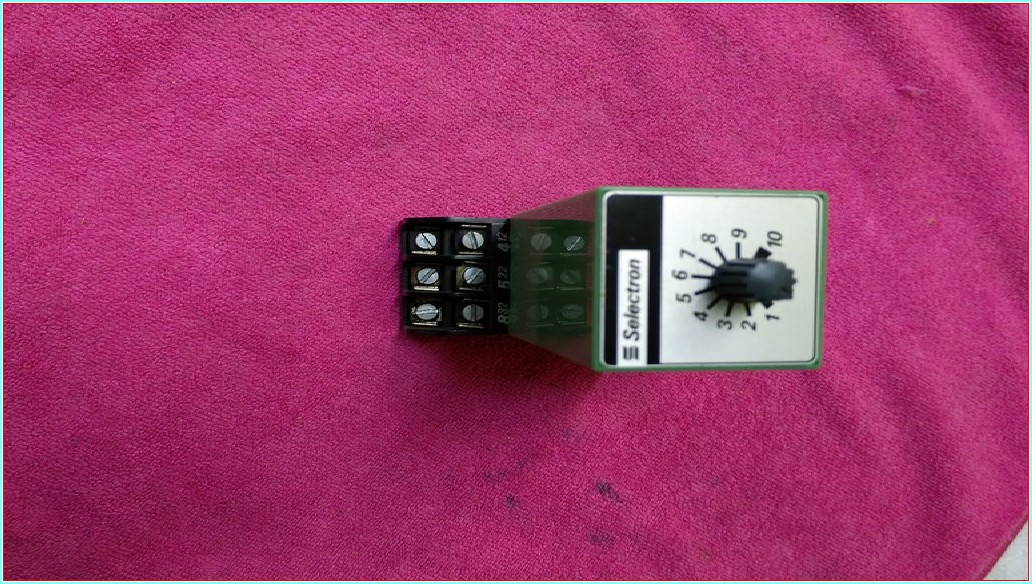 SELECTRON RT 5 S ZAMAN SAATİ