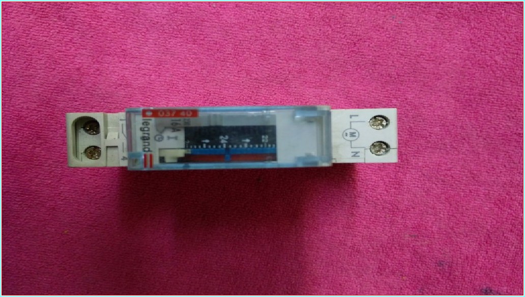 LEGRAND 037 40 MİCROREX QT11 16A 230V 50-60HZ OTOMAT TİPİ ZAMAN SAATİ