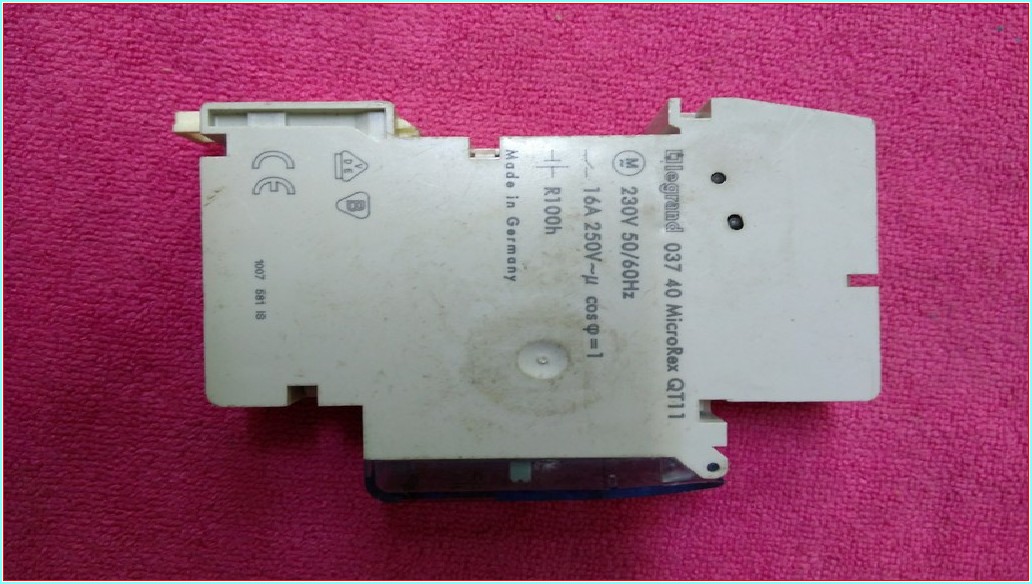LEGRAND 037 40 MİCROREX QT11 16A 230V 50-60HZ OTOMAT TİPİ ZAMAN SAATİ