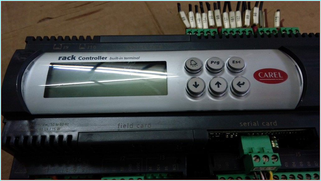 CAREL FLSTDMFC0A RACK CONTROLLER BUİLT-İN TERMİNAL PLC