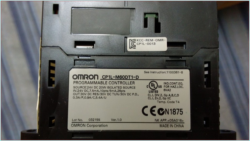 OMRON CP1L-M60DT1-D SIFIR KUTULU PLC