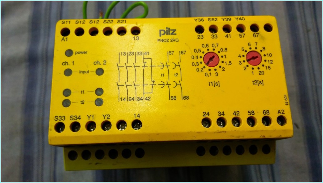 PİLZ PNOZ 2VQ 24VDC 3N/O 1N/C 2N/O T EMNİYET RÖLESİ