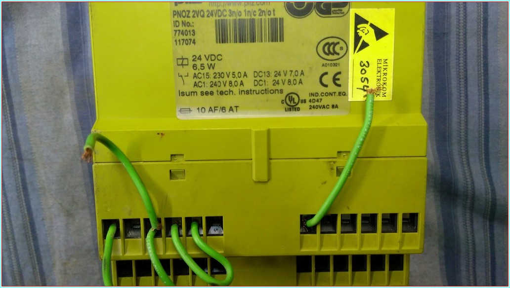 PİLZ PNOZ 2VQ 24VDC 3N/O 1N/C 2N/O T EMNİYET RÖLESİ