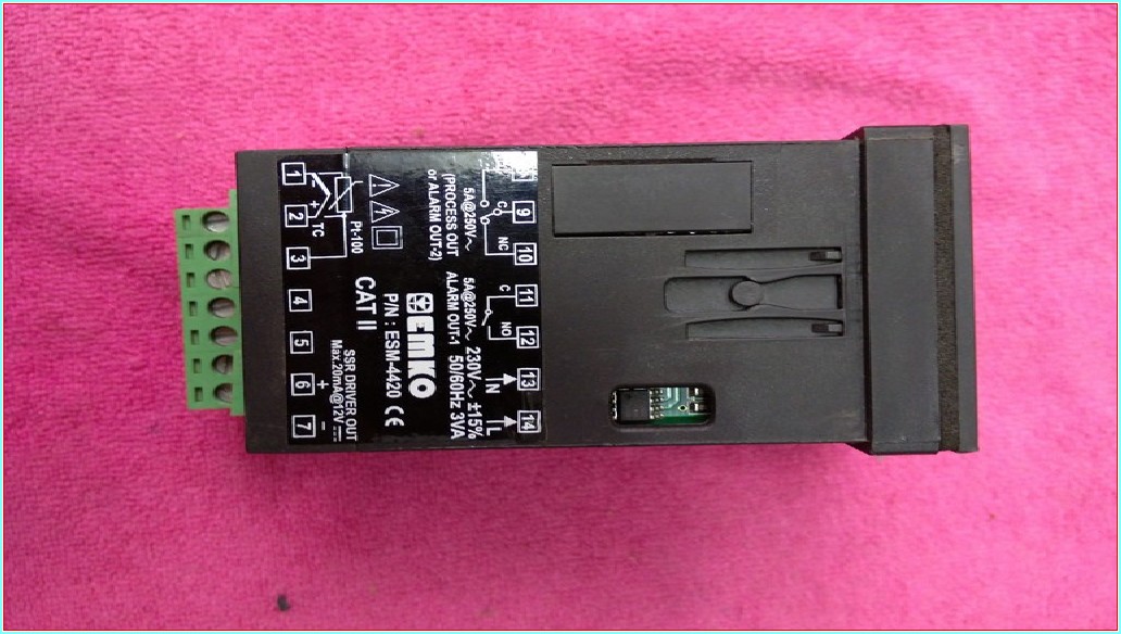 EMKO ESM-4420 ESM 4420 ESM4420 TEMPERATURE CONTROLLER