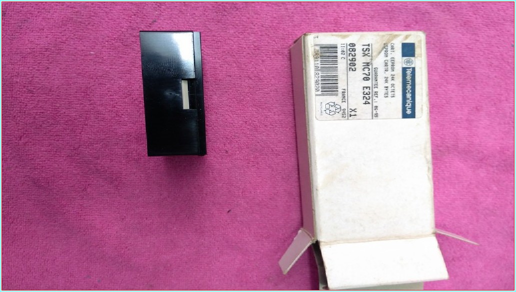 TELEMECANİQUE TSX MC70 E324 SIFIR KUTULU BELLEK MODÜLÜ KARTUŞU