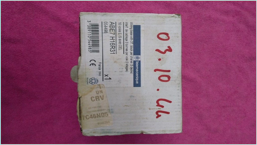 TELEMECANİQUE ABE7 H16R31 SIFIR KUTULU PLC