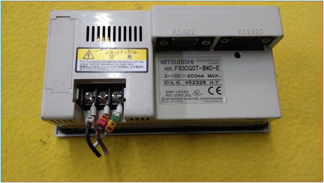 MITSUBISHI F930GOT-BWD-E DOKUNMATİK OPERATÖR PANEL TOUCH PANEL