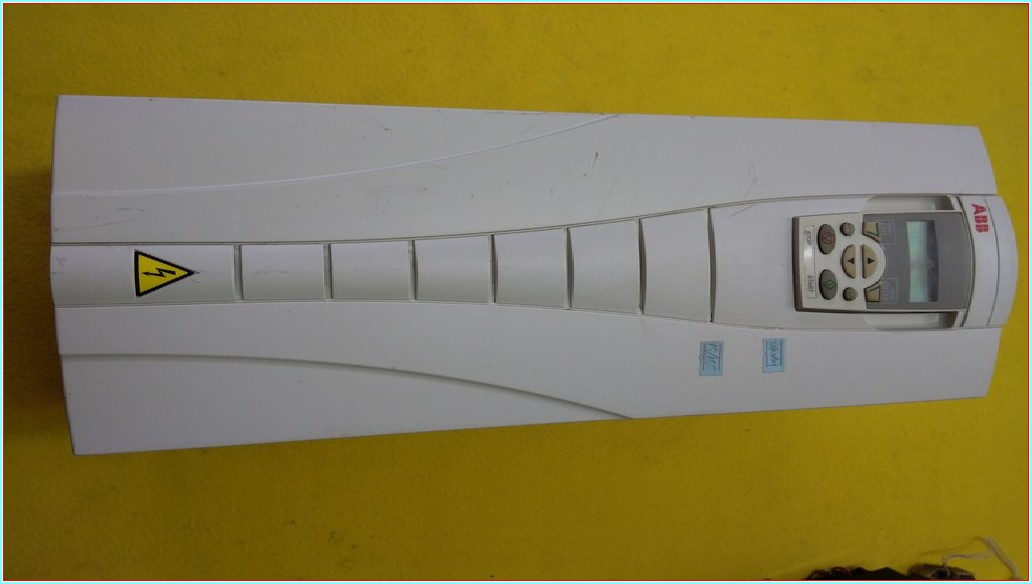 ABB ACS550-01-045A-4 ACS550-01-044-4 SMI0-01C KONTROL KARTI  ACS550 22KW SÜRÜCÜ