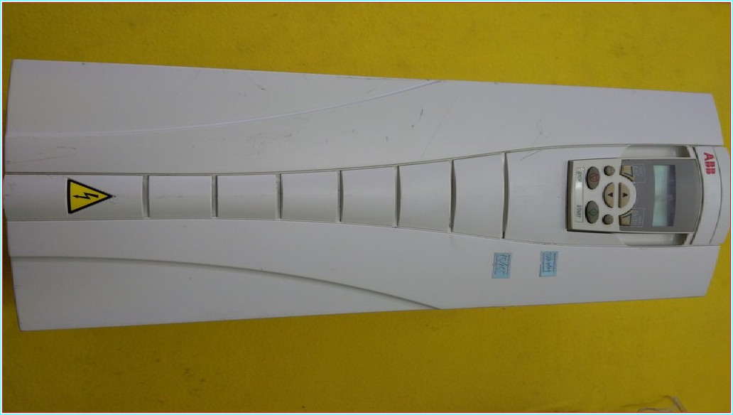 ABB ACS550-01-045A-4 ACS550-01-044-4 SMI0-01C KONTROL KARTI  ACS550 22KW SÜRÜCÜ