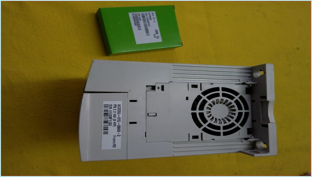 ABB ACS355-01E-09A8-2 2,2KW 9,8A SÜRÜCÜ