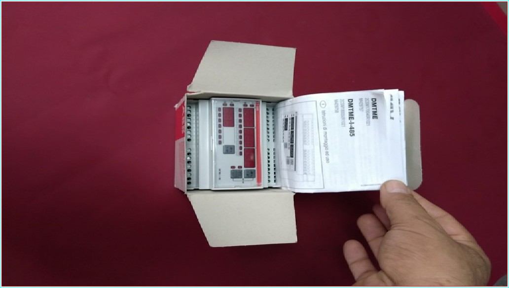 ABB 2CSM 180050R1021 DİGİTAL MULTİMETER SIFIR KUTULU KONTROL PANELİ